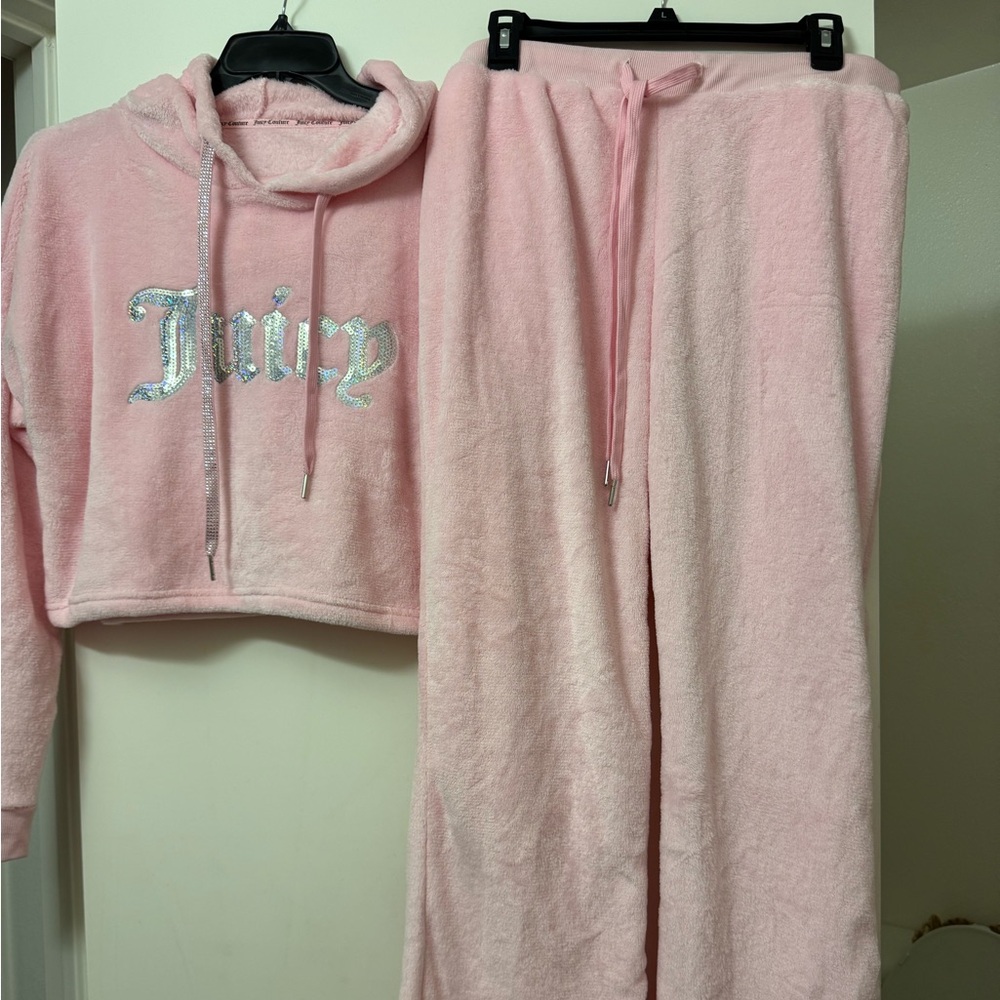 Juicy Couture Cozy Pink PJ Set – Size L